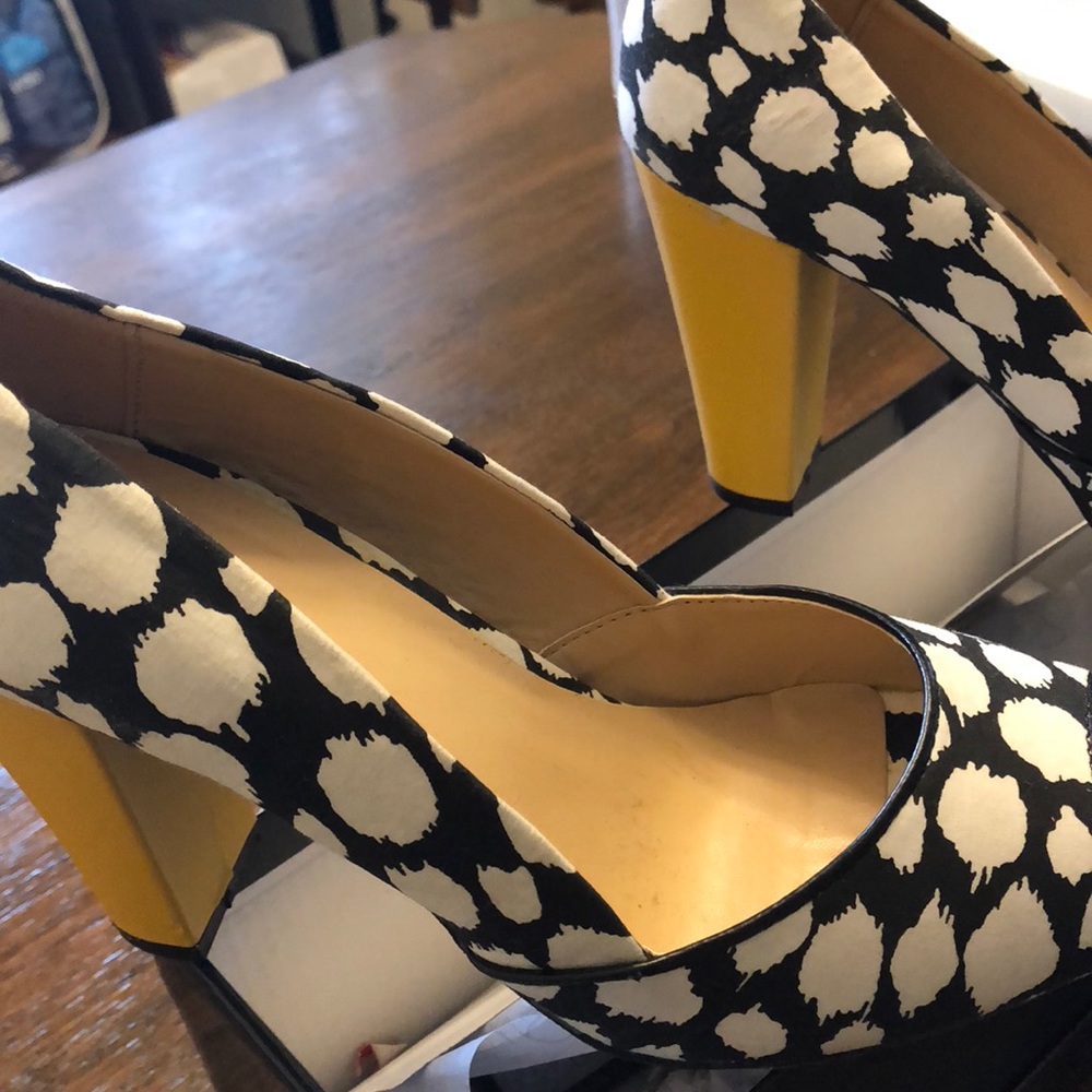 Splatter dotted heels - Picture 2 of 3